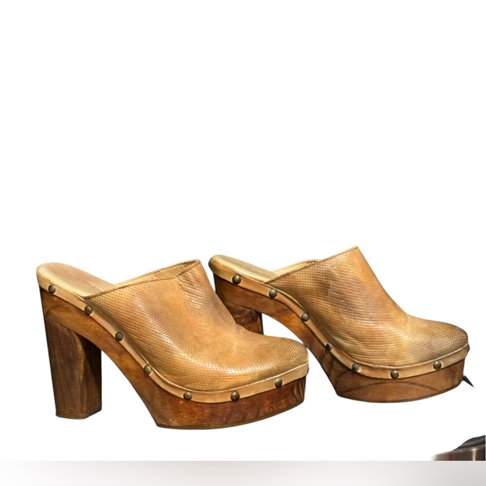 Stylish Bedstu Tan Platform Mules